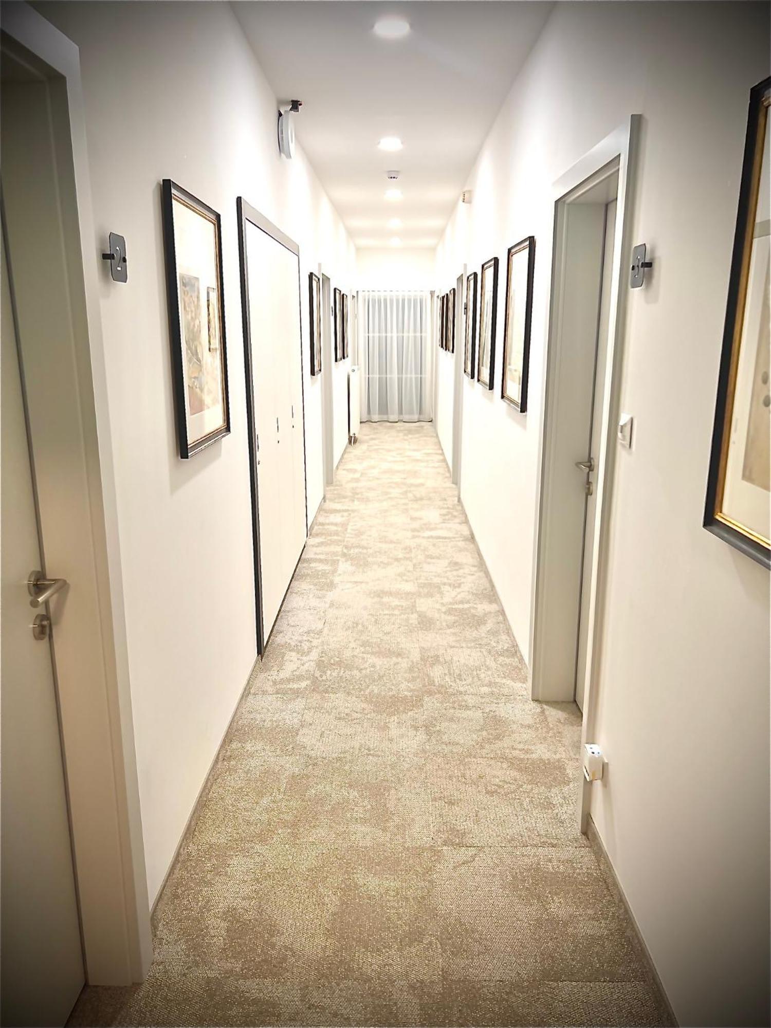 Hotel Genta ซาลซ์บูร์ก ภายนอก รูปภาพ